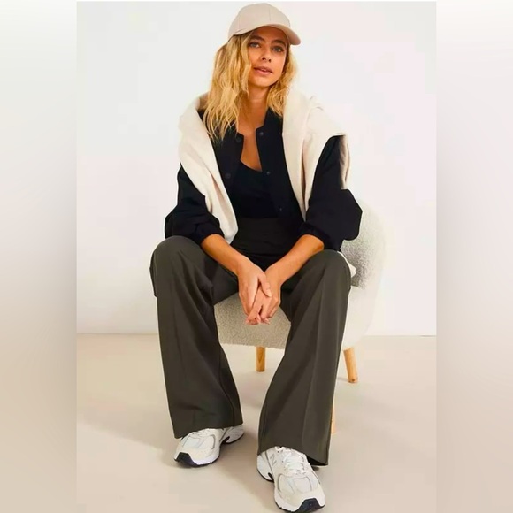 Rag & Bone Dark Olive Studio Jersey Trouser Pant Size Medium NWT - Picture 3 of 10